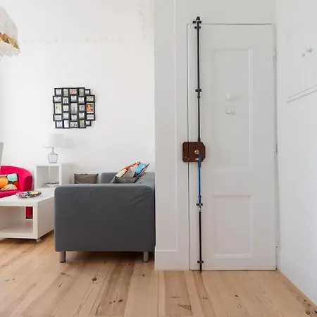 Charming In Center- Checkinhome Апартаменты Лиссабон