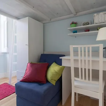 Charming In Center- Checkinhome Апартаменты Лиссабон