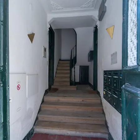 Charming In Center- Checkinhome Апартаменты Лиссабон